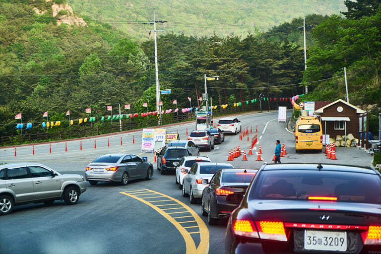 KR-202505-HAP-01_20250505_hwangmaesan-peak-view_refer_traffic